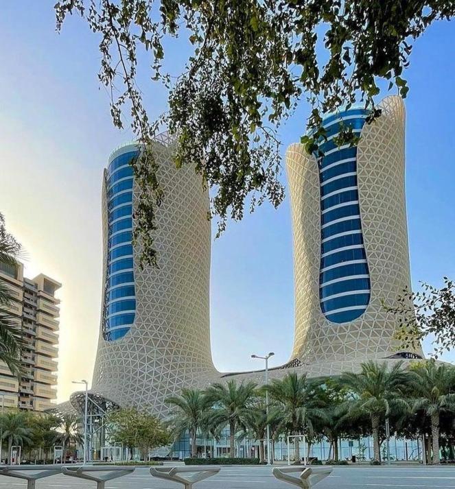Century Marina Hotel - Lusail Kültér fotó Al Hamra Towers