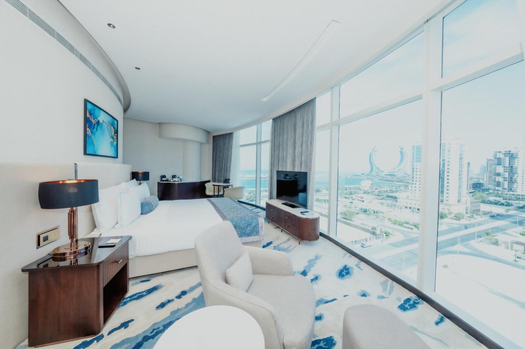 Century Marina Hotel - Lusail Kültér fotó A bedroom at the hotel
